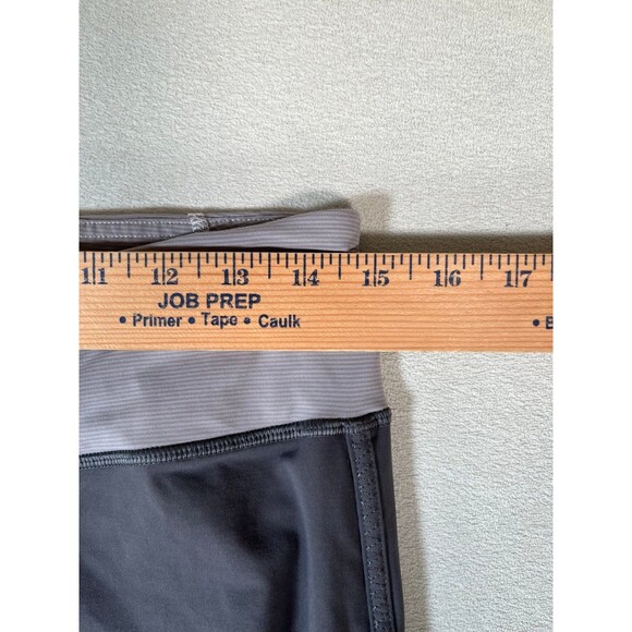 Lululemon Race With Grace Crop Leggings size 10 grey - Picture 2 of 8